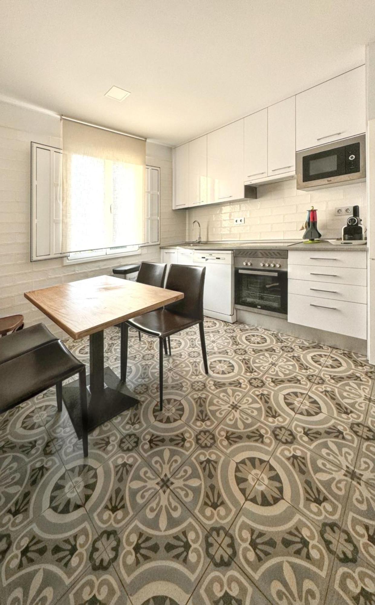 Beautiful Holiday Home In Po De Llanes With Sea View Buitenkant foto
